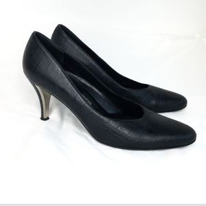 Salvatore Ferragamo croc narrow pumps 8.5 blk